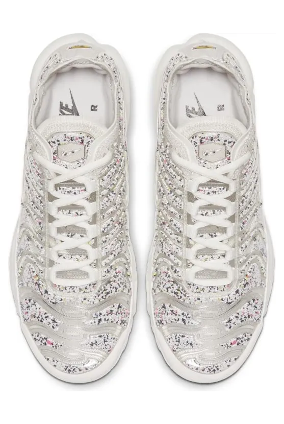 nike-air-max AR0970-002