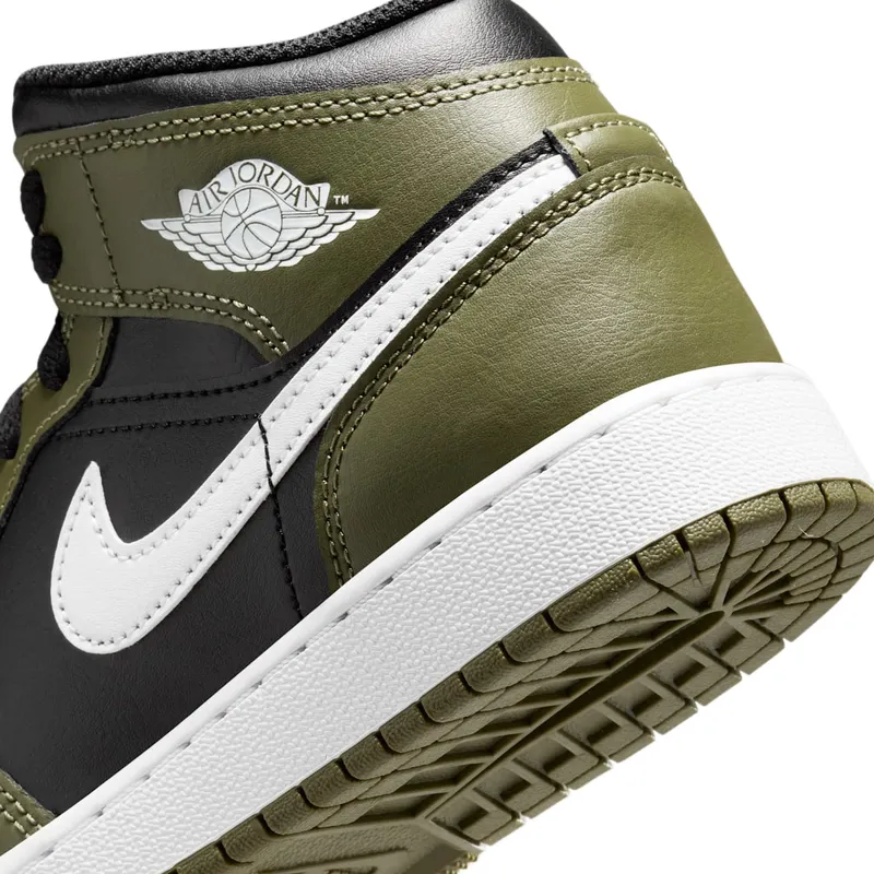 air-jordan-1 DQ8423-092
