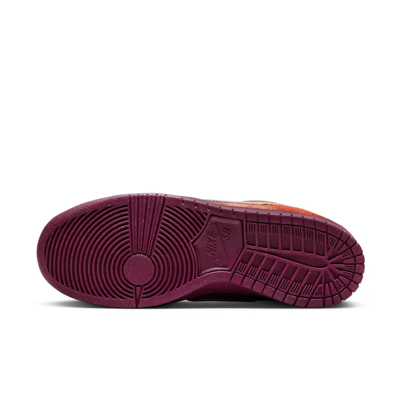 Nike SB Dunk Low Pro Prm “Mystic Red” (DV5429-601)