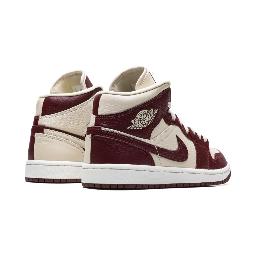 AIR Jordan 1 “Split Cherrywood Red” (DR0501-200)