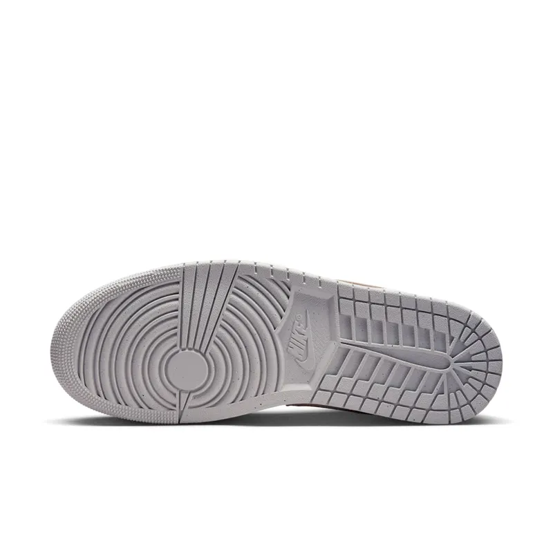 Air Jordan 1 Low SE “Legend Light Brown” (HF1567-200): terug bij Nike, maar de prijs ligt elders (2)