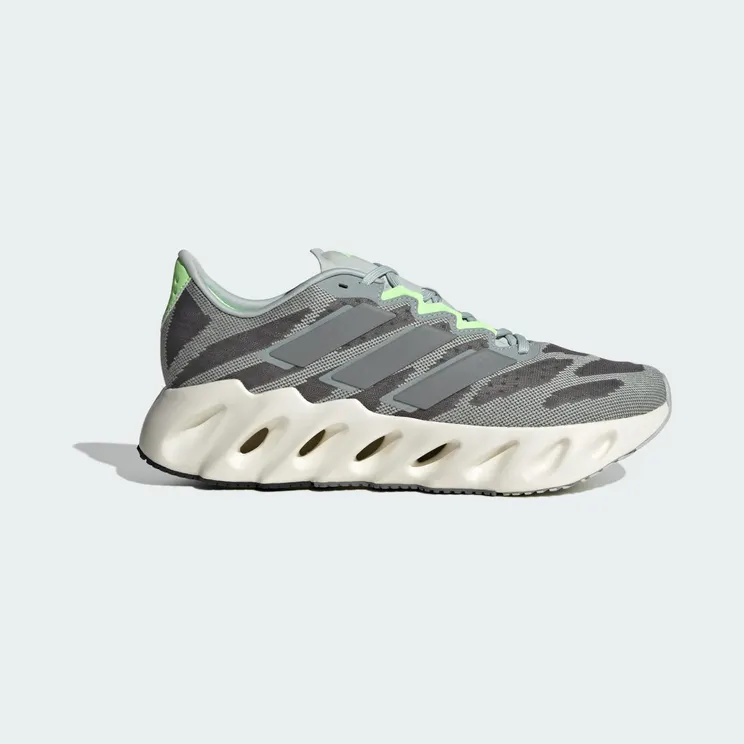Adidas Switch FWD “Wonder Silver Silver Metallic Core Black” (ID2635)