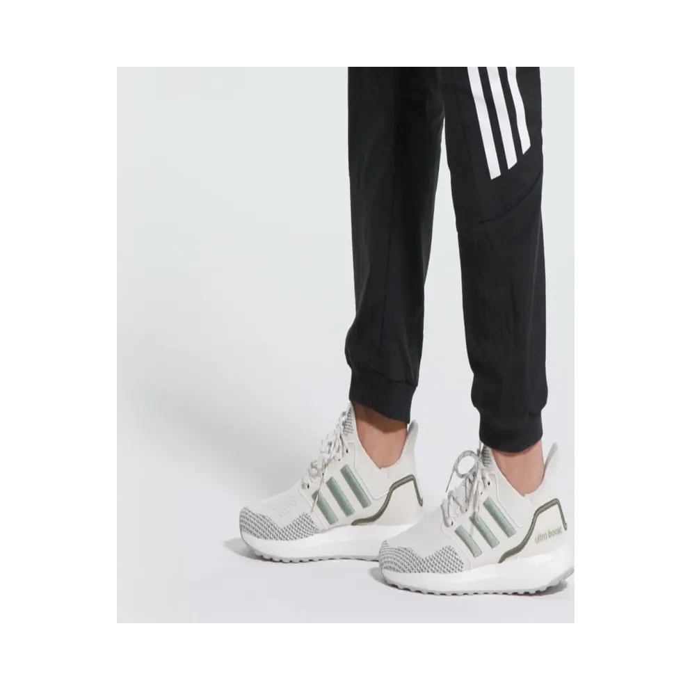 Adidas Ultraboost 1.0 Chalk White / Silver Green / Olive Strata (HQ6441)