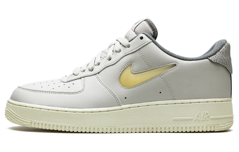 nike-air-force DC8894-001
