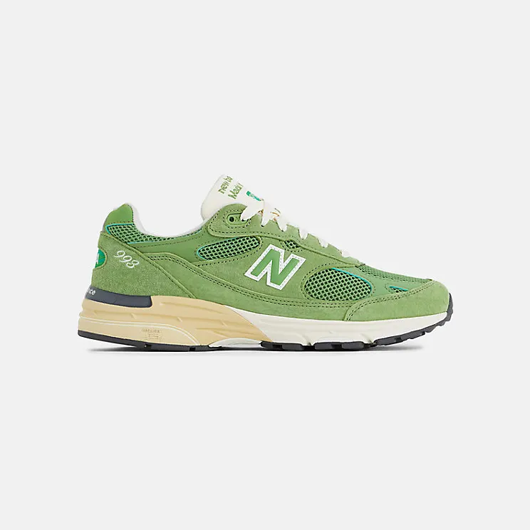 New Balance 993 “Made in USA – Chive” (U993GW)