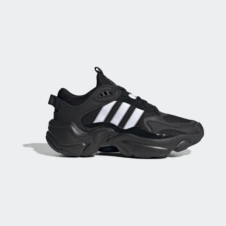 Adidas Magmur Runner Black White (EE5141)