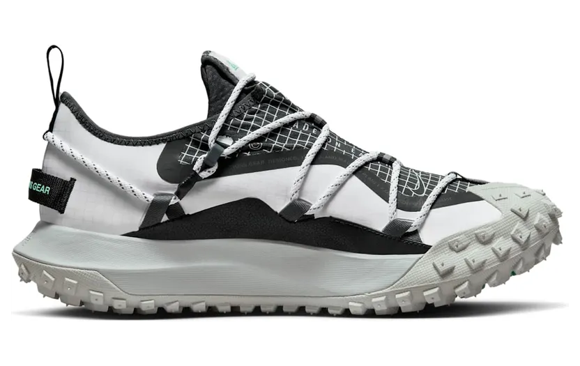 nike-acg DO9334-100