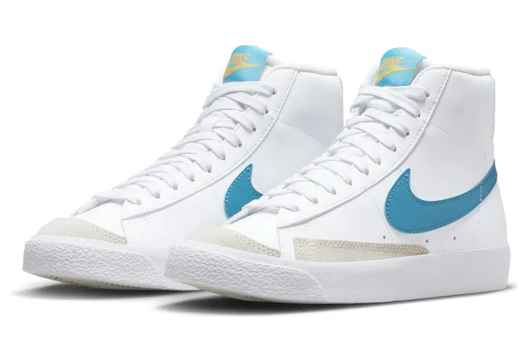 nike-blazer DA4086-107