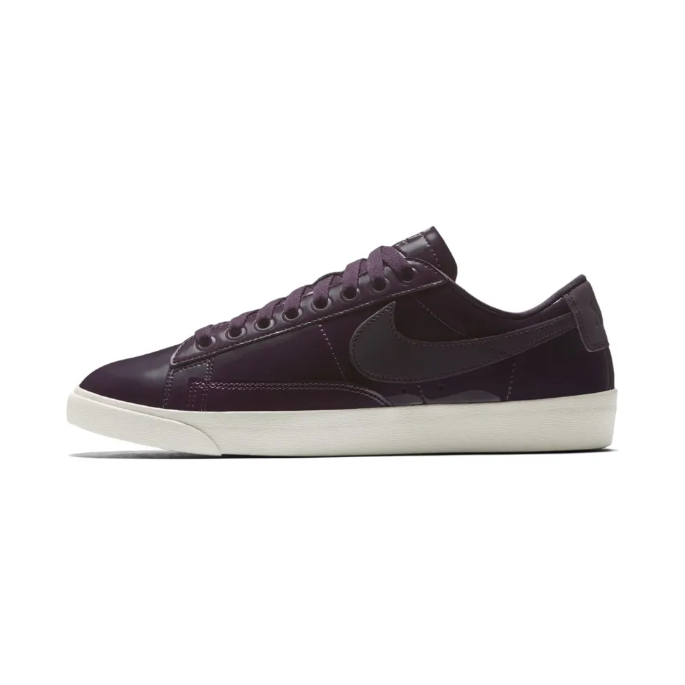 Nike Blazer Low Nocturne Port Wine (W) Port Wine/Space Blue-Light Orewood Brown (AA1557-600)