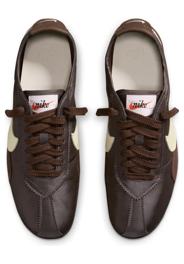nike-moon-shoe IW0955-201