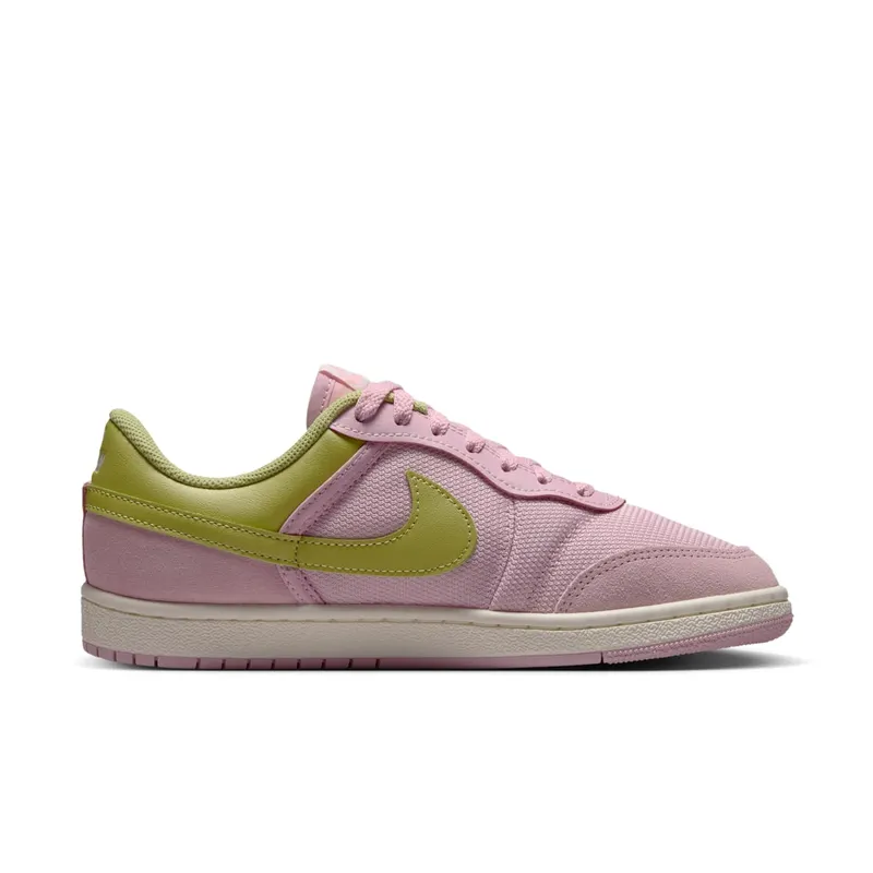 Jordan Skyline Low Iced Carmine Lawn (IQ0704-607)