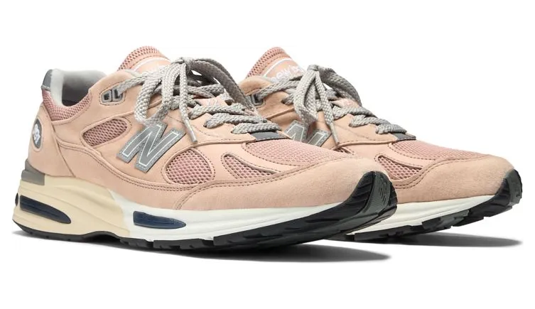 New Balance 991v2 “Mahogany Rose”: MiUK grail-materiaal (3)