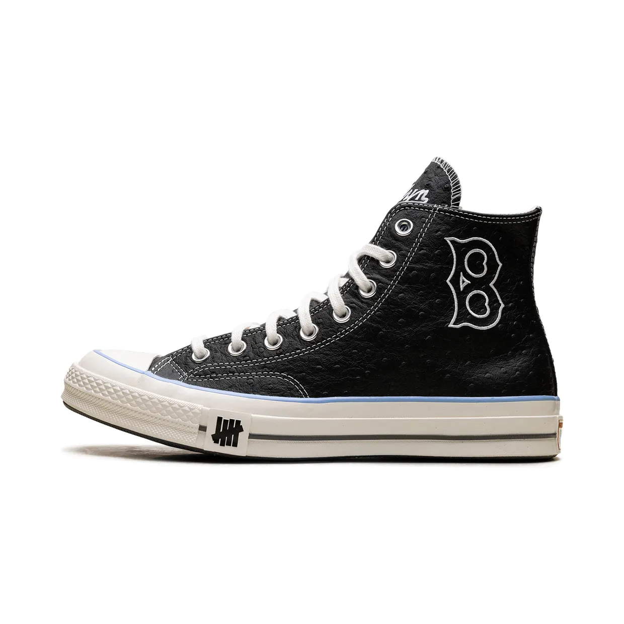 converse-chuck-taylor-all-star A21717C