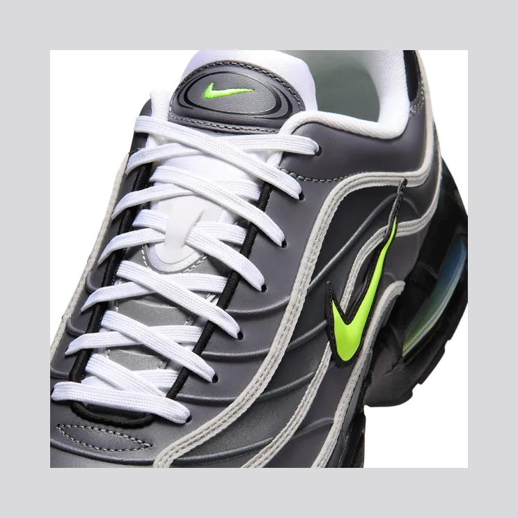nike-air-max IO1753-003