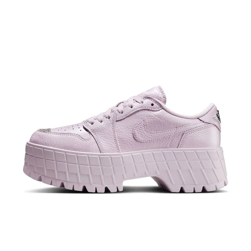 Jordan 1 Brooklyn Low Doll Metallic Silver (HF3184-500)