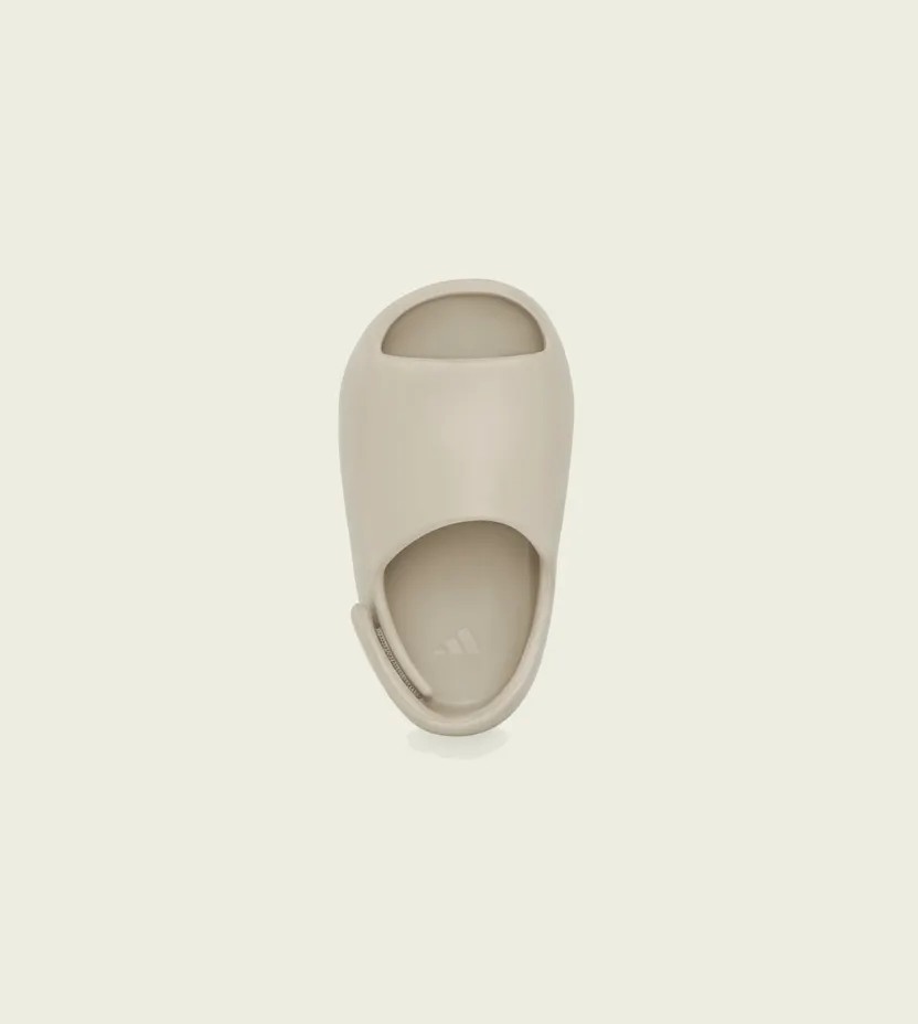 adidas-yeezy-slide GZ5556