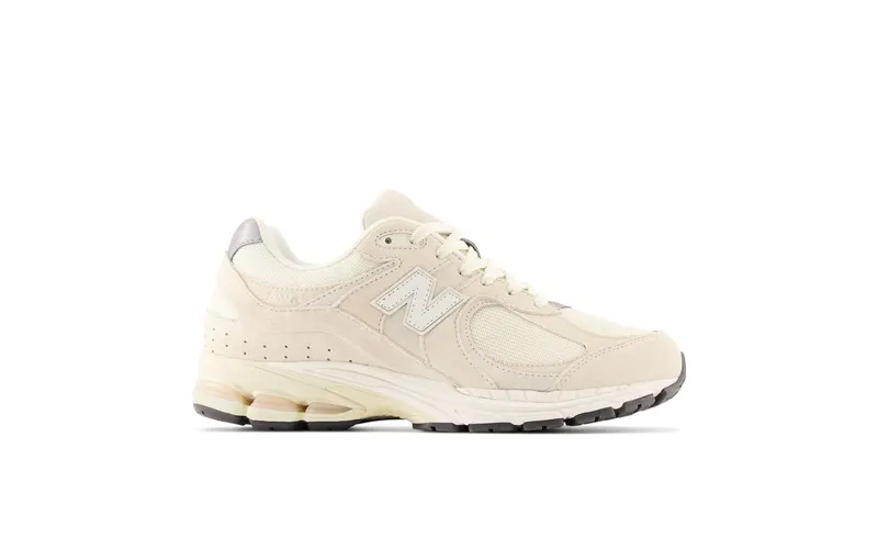New Balance 2002R “Calm Taupe” (M2002RCC)