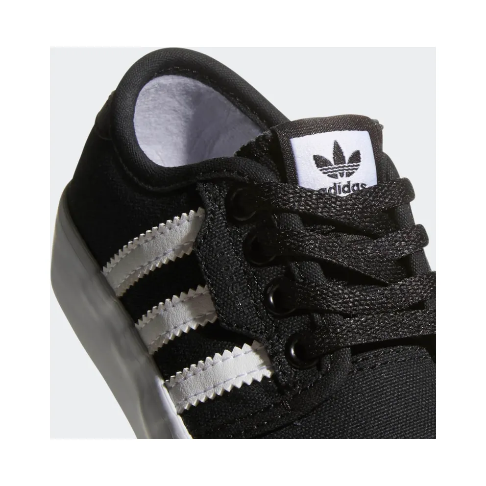 adidas Seeley Core Black / Cloud White / Cloud White (BY3838)