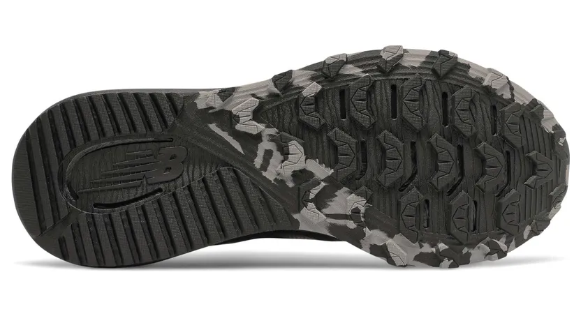 new-balance-sneaker MTNTRMB4
