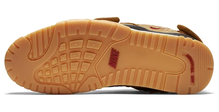 nike-air 812637-700
