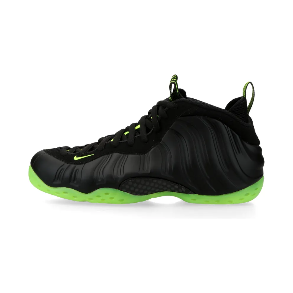 Nike Air Foamposite One (black / volt) – HF2902-001