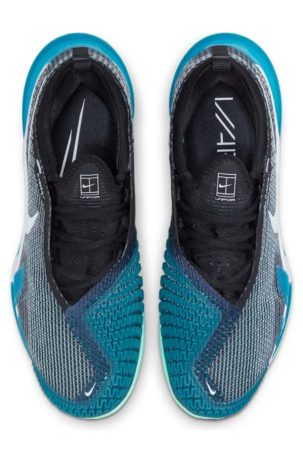 nikecourt CV0724-324