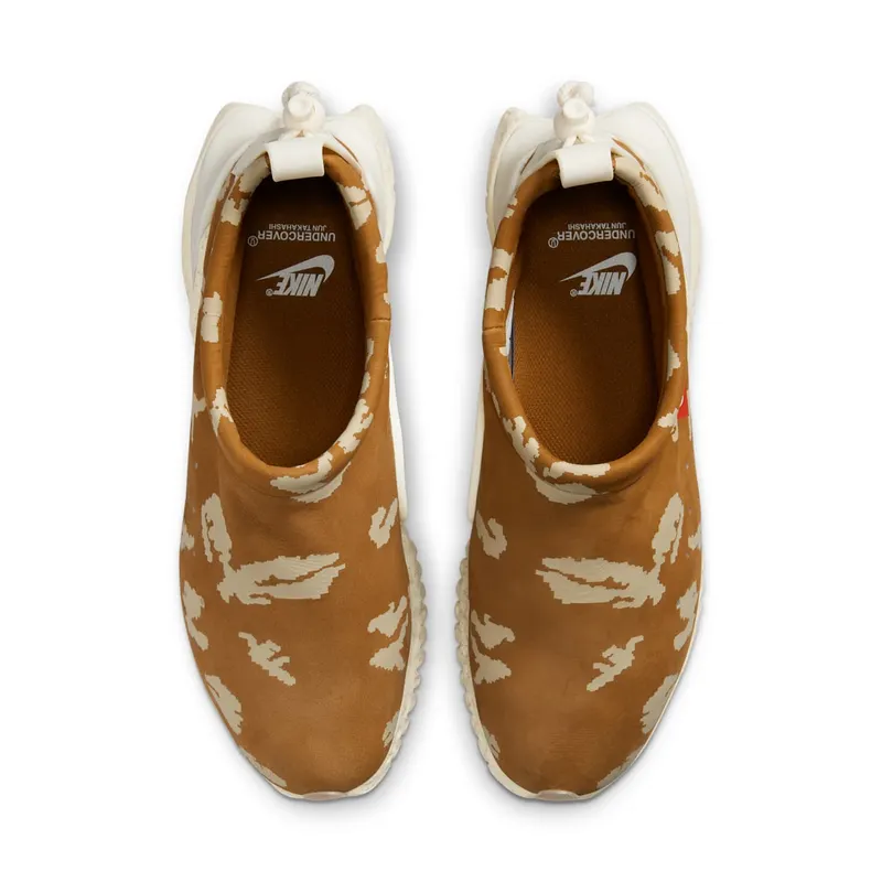 Nike Moc Flow SP “Undercover – Ale Brown” (DV5593-200)