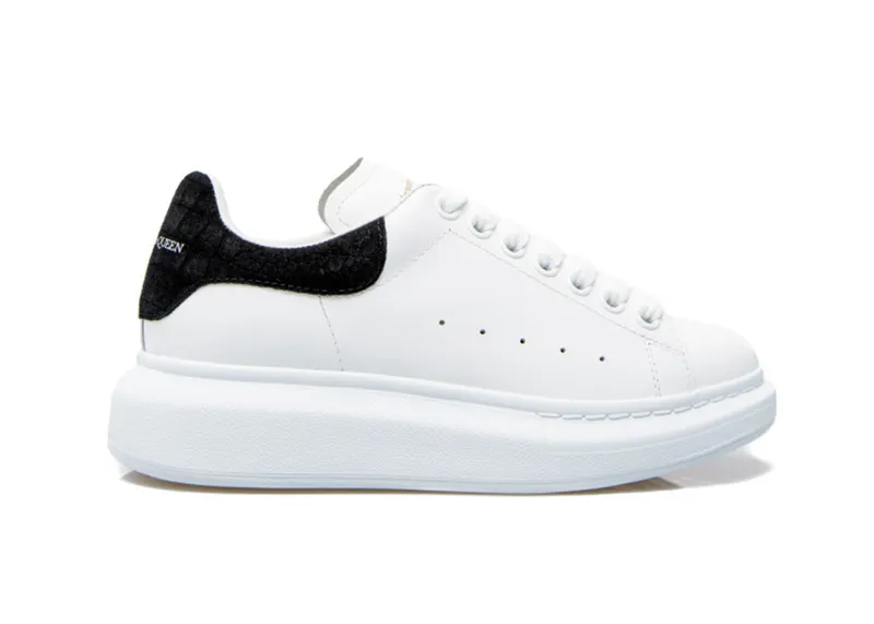 Alexander McQueen Oversized Black Embossed Suede Croco (625162WHZ4K9061)