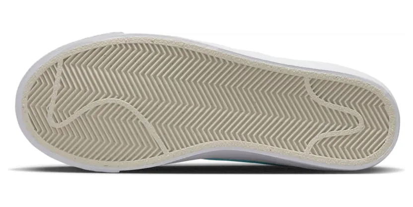 nike-blazer DA4086-107