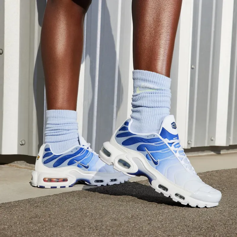 Nike Air Max Plus Blue Fade (FZ4345-100)