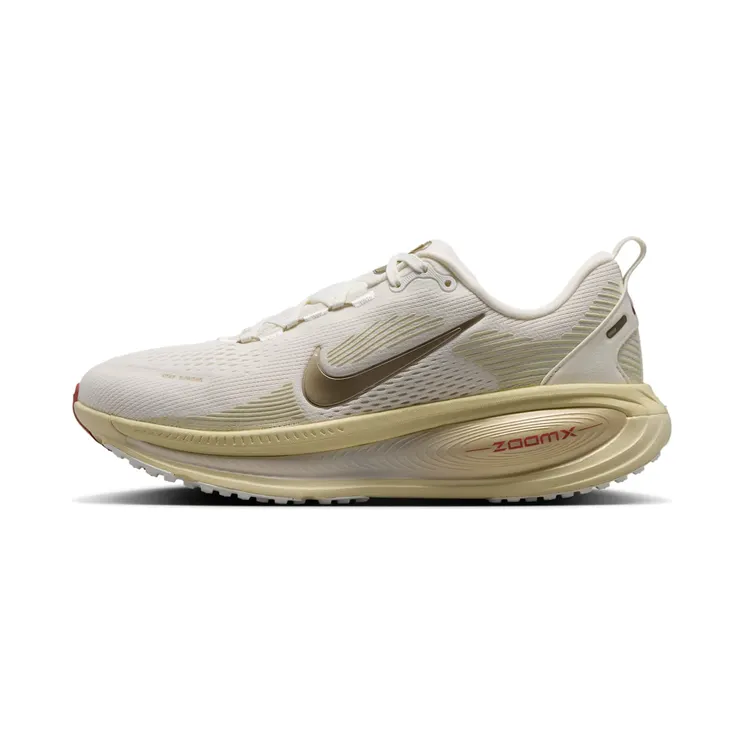 Nike Vomero 18 “Sail / Light Khaki / Filbert / Metallic Gold Grain” (HM6804-118)