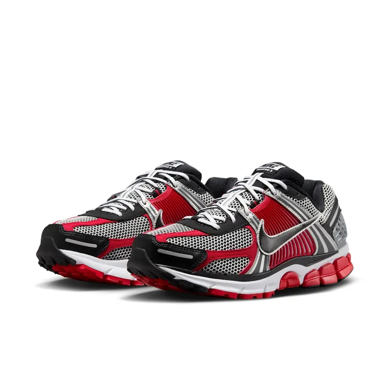 Nike Zoom Vomero 5 “Metallic Silver University Red” (HV0926-095)