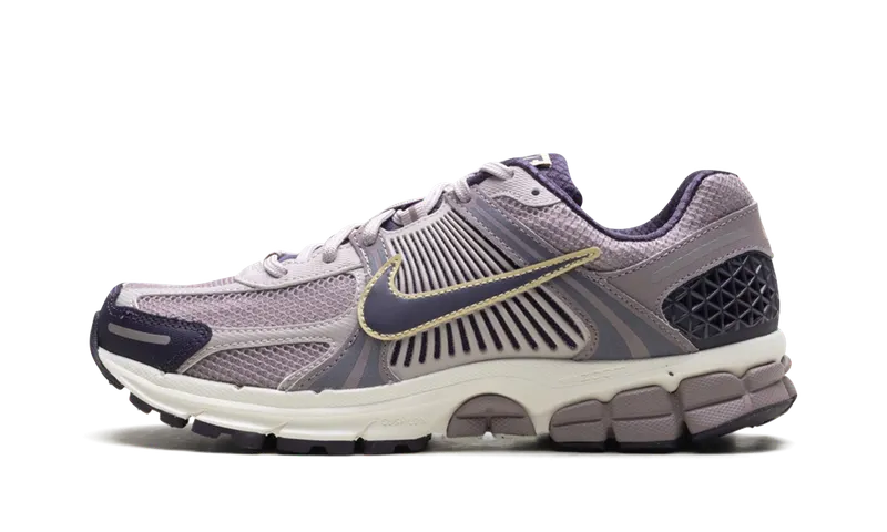 Nike Zoom Vomero 5 “Platinum Violet” (HQ3643-019)