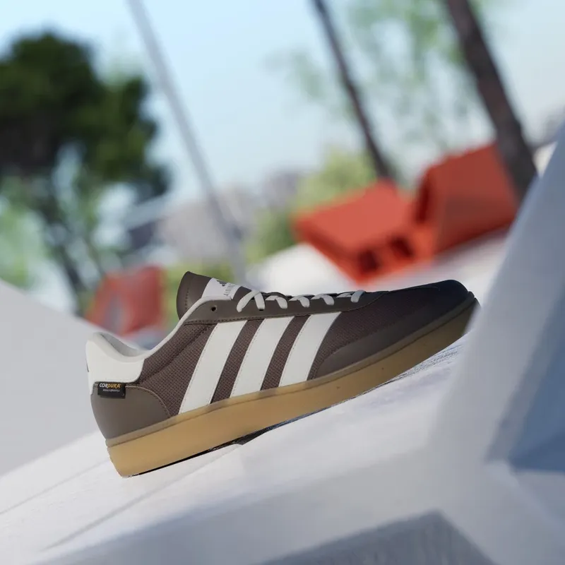 Adidas Training Spezial Training Shoes Earth Strata / Off White / Earth Strata (KK1547)