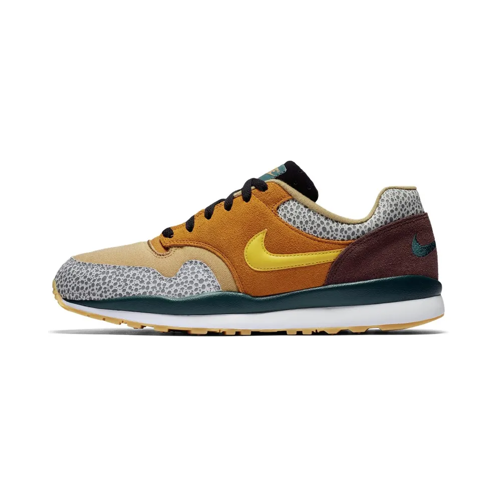Nike Air Safari SE (2018) (AO3298-800)