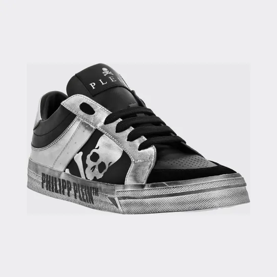 Philipp plein Retrokickz TM Leather Sneakers with Skull Print and Worn Effect Black (FADSUSC0633PLE005N0270)