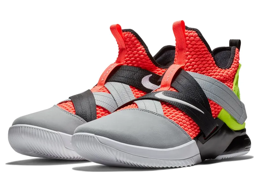 nike-lebron-soldier-12 AO4054-800