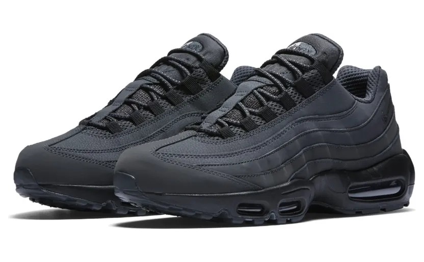 nike-air-max 749766-010