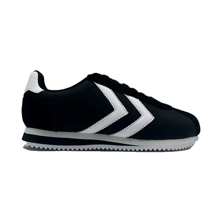 Hummel Black / White (402727-0003)