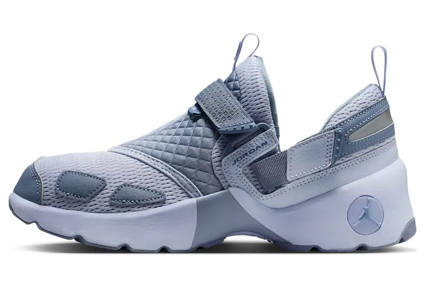 Jordan Trunner LX HQ2164-010