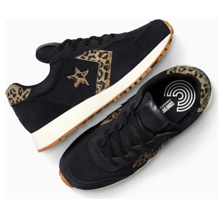 converse-sneaker A18933C