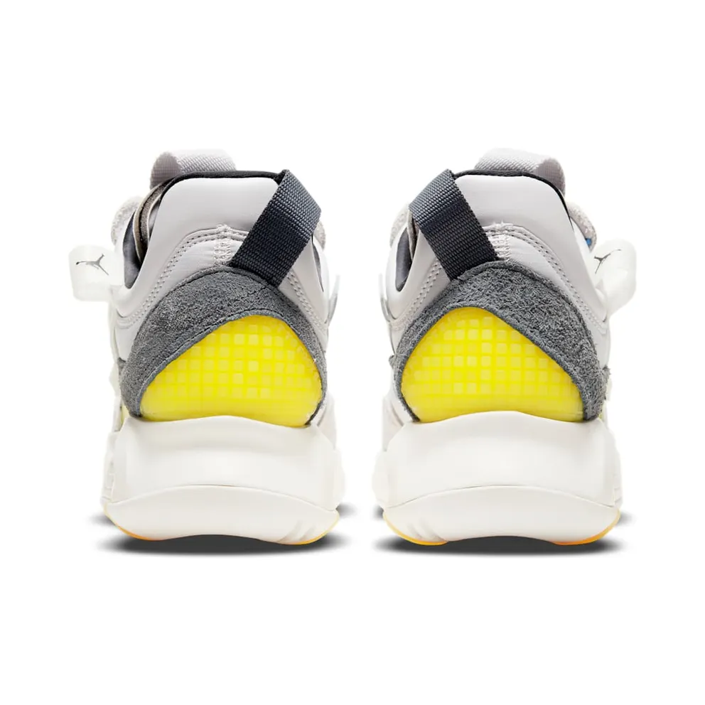 Jordan MA2 Opti Yellow (CW5992-002)
