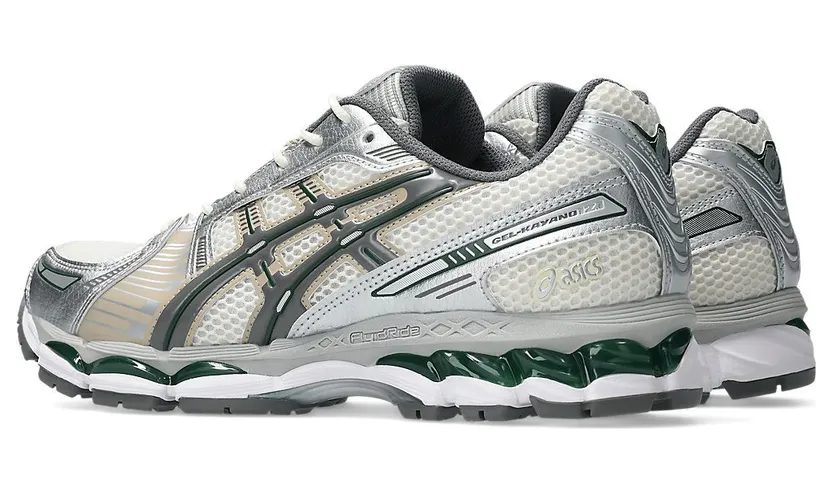 Asics Gel-Kayano 12.1 “Cream Carbon”: de nette lichte keuze (3)