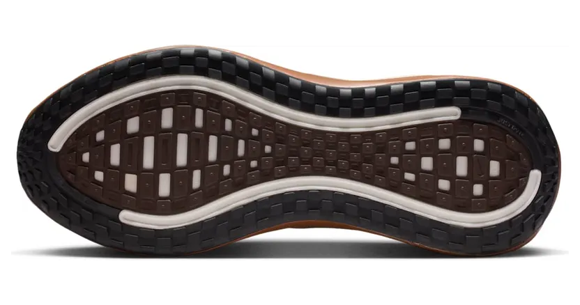 nike-vomero-plus IO4482-100