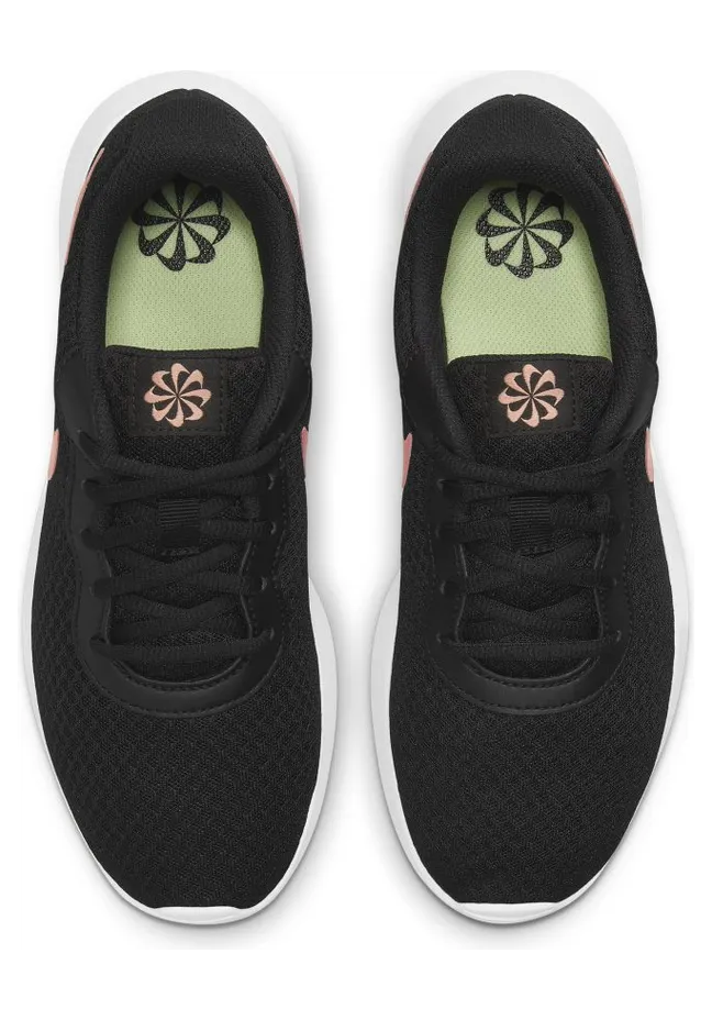 nike-tanjun DJ6257-001