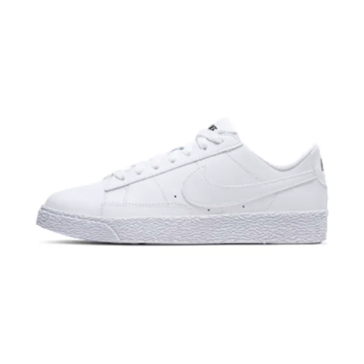Nike Blazer Low (GS) “White / Black” (555190-102)