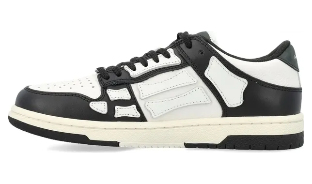Amiri Skel-top Low “Black/White” (AWFOSR1081 004) (3)