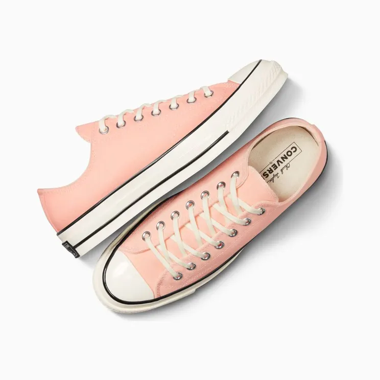 converse-chuck-taylor-all-star A03448C