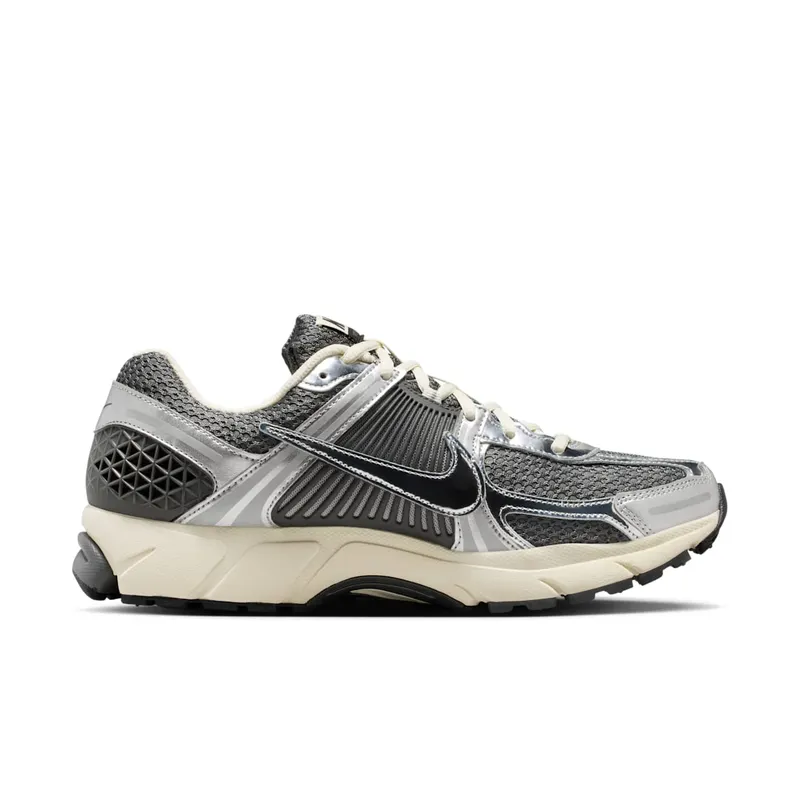 Nike Zoom Vomero 5 “Iron Grey Chrome” (IM3486-001)