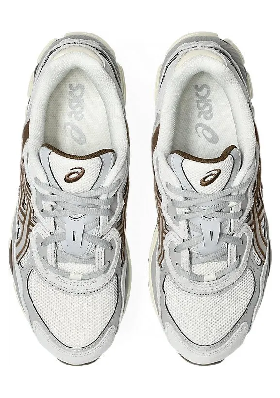 Asics Gel-NYC “Cream Cement Grey Brown”: beton met een warme rand (6)
